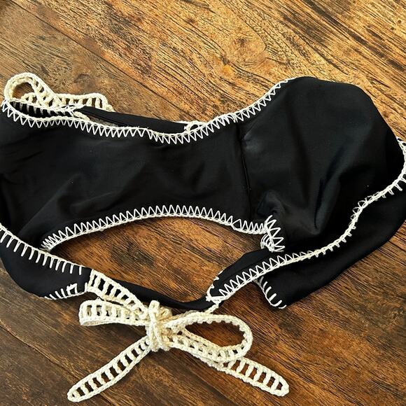 Victoria Secret Swim Black & Crochet Heart Padded Bikini - Picture 4 of 10